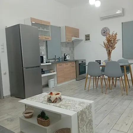 Nikolas Aggelis Appartement *