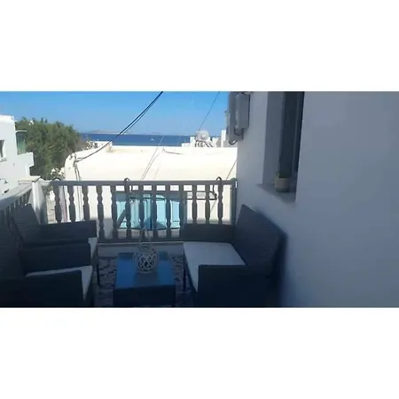 Nikolas Aggelis * Pera Gyalos