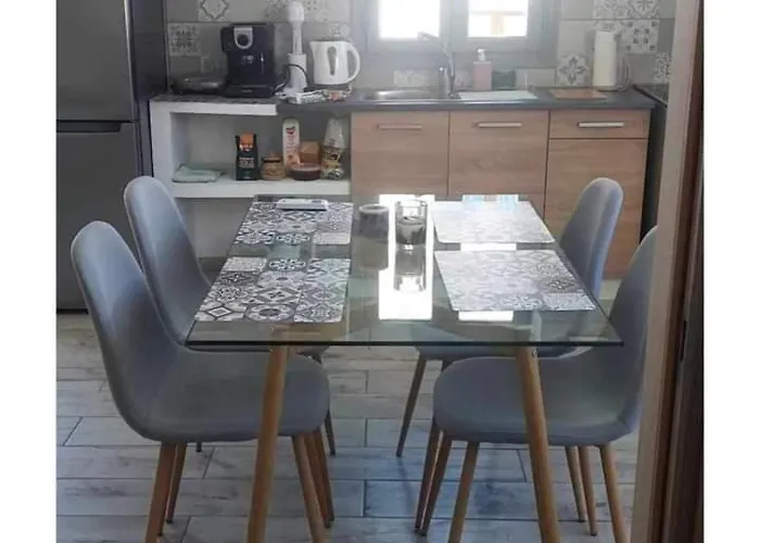 Nikolas Aggelis Apartment *